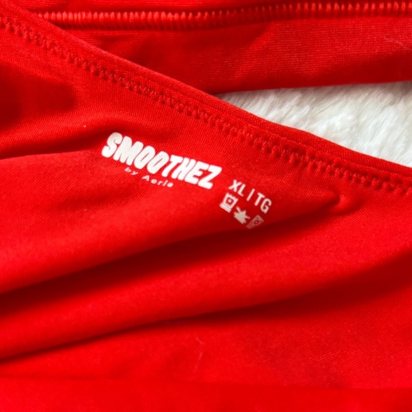 Smoothez by Aerie Red Long Sleeve Bodysuit new with tag. Size XL - Picture 6 of 7